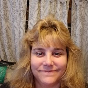 Meet your Posher, Stacy